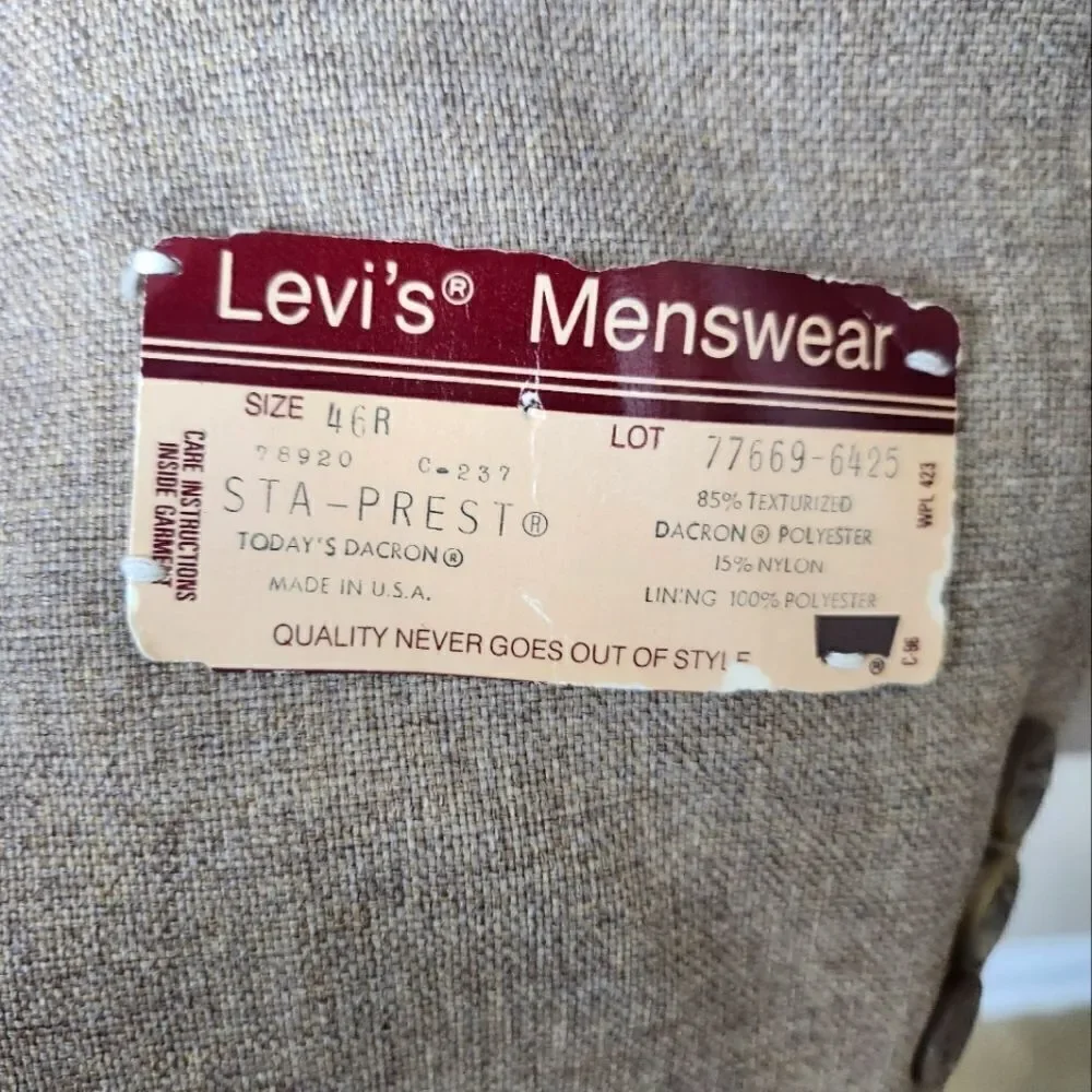 Vintage Levi's Action Suit Classic Blazer Brown Tan Size 46R NWT